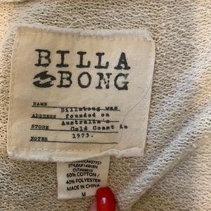 Really cute fringe long hoodie from Billabong light gray/med gray/dark gray